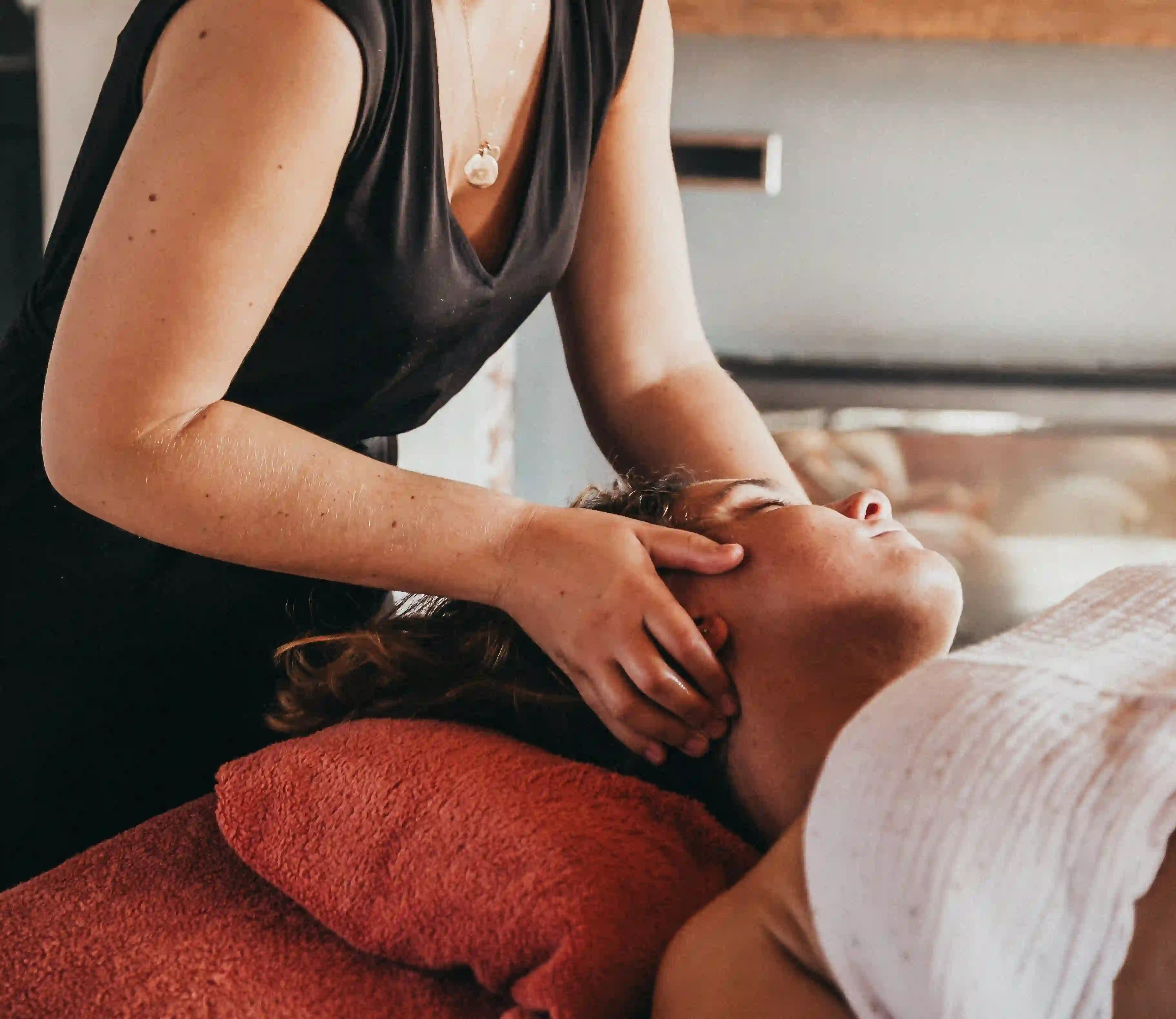 Soins esthétiques à domicile dans la Pévèle et alentours